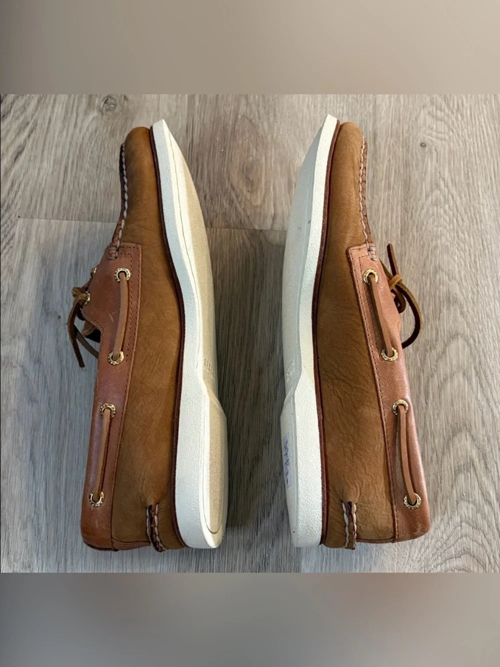 LIKE NEW SPERRY gold cup authentic original boat shoes size 9 men’s soft tan